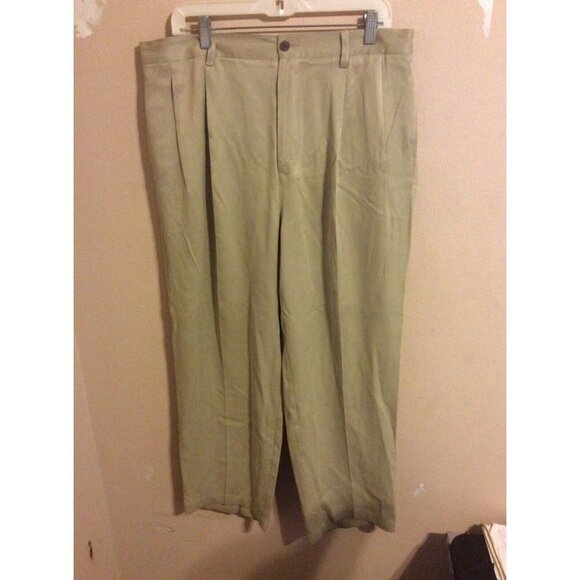 Tommy Bahama Relax Men's Size 36 Silk Tencel Blend Pleated Khaki Pants - Picture 1 of 11